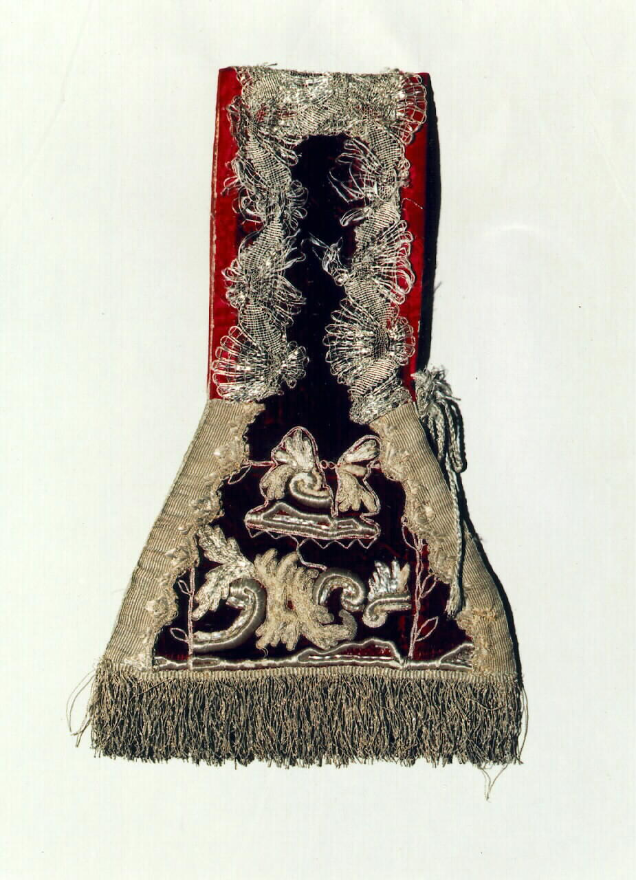 manipolo - manifattura siciliana (Prima metà sec. XVIII)