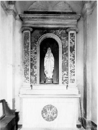 altare - ambito apuoversiliese (sec. XIX)