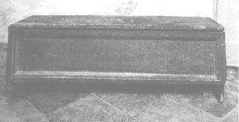 cassapanca - ambito lucchese (sec. XVII)