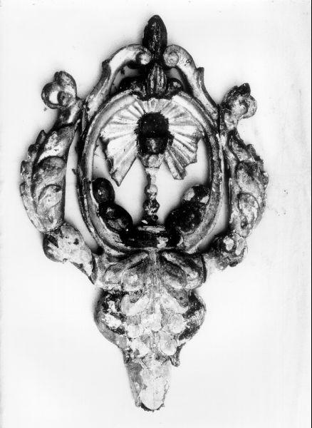 emblema di confraternita - ambito apuoversiliese (fine/inizio secc. XVIII/ XIX)