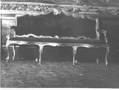 divano, serie - manifattura lucchese (metà sec. XVIII)