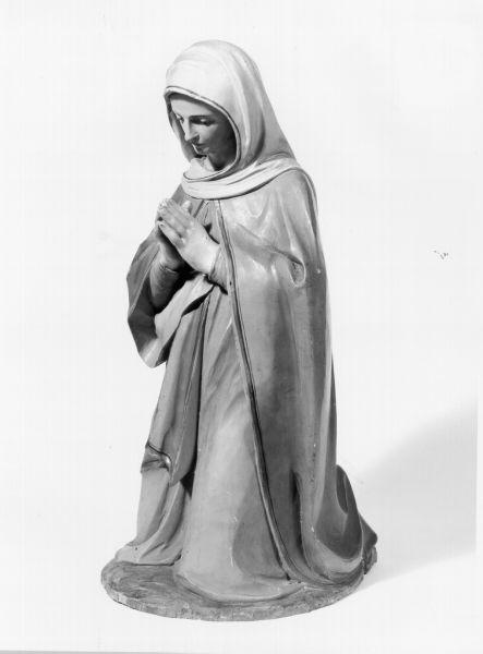 MADONNA (statuetta di presepio, elemento d'insieme) - ambito italiano (sec. XX)