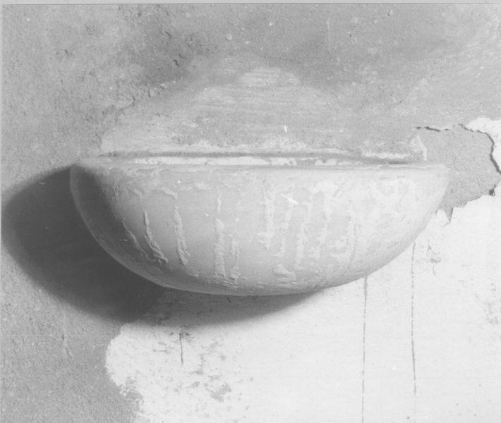 acquasantiera da parete - bottega toscana (seconda metà sec. XIX)