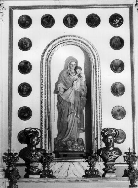 MADONNA CON BAMBINO (statua) - bottega italiana (inizio sec. XX)