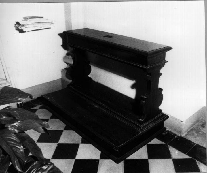 inginocchiatoio - bottega toscana (seconda metà sec. XVIII)