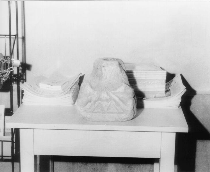 capitello - bottega italiana (metà sec. XIV)