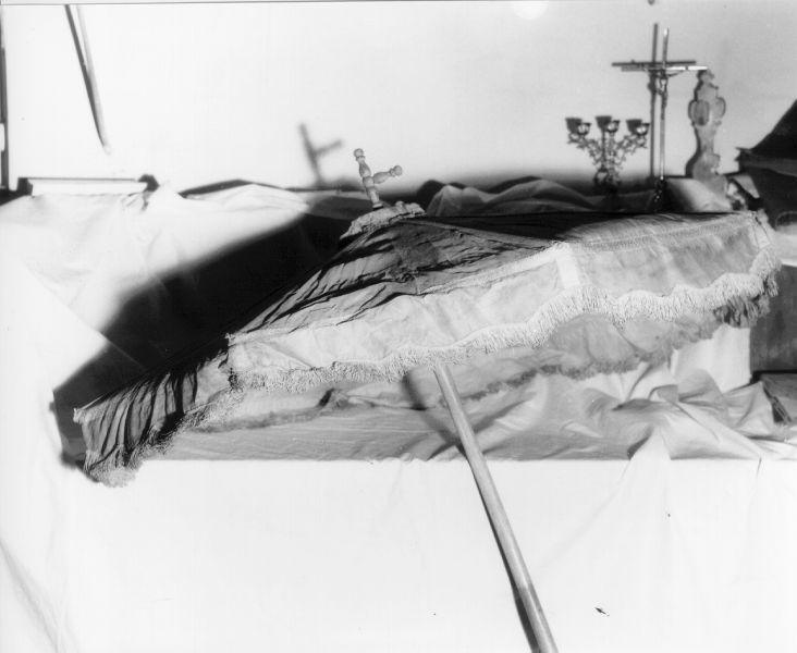 ombrellino processionale - manifattura italiana (metà sec. XIX)