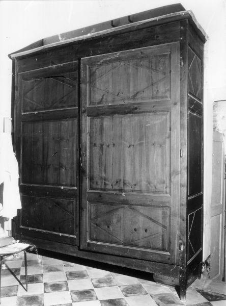 armadio - ambito toscano (metà sec. XIX)