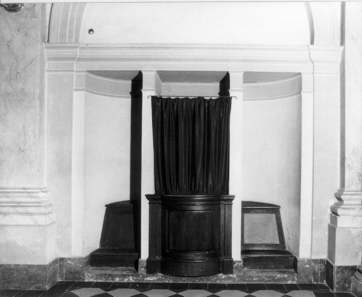 confessionale, serie - bottega toscana (prima metà sec. XIX)