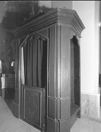 confessionale - ambito lunigianese (?) (sec. XIX)