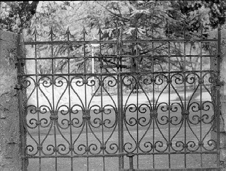 cancello - ambito lunigianese (prima metà sec. XX)