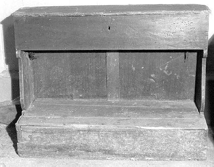 inginocchiatoio - ambito lunigianese (ultimo quarto sec. XIX)