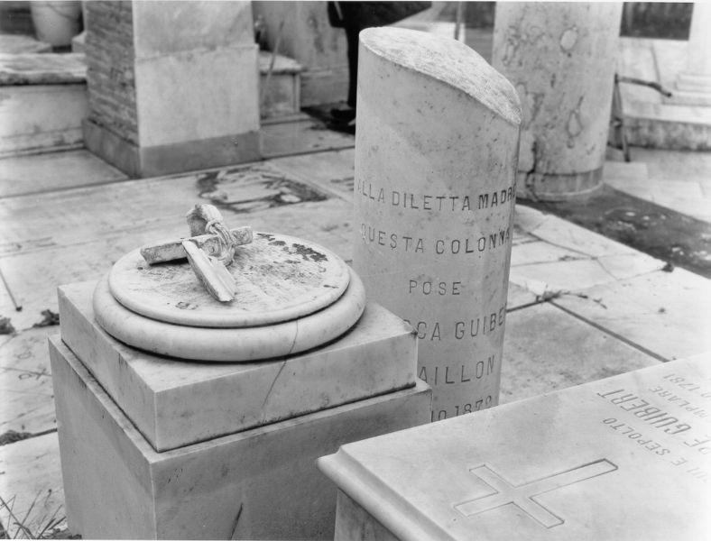 monumento funebre - ambito toscano (terzo quarto sec. XIX)