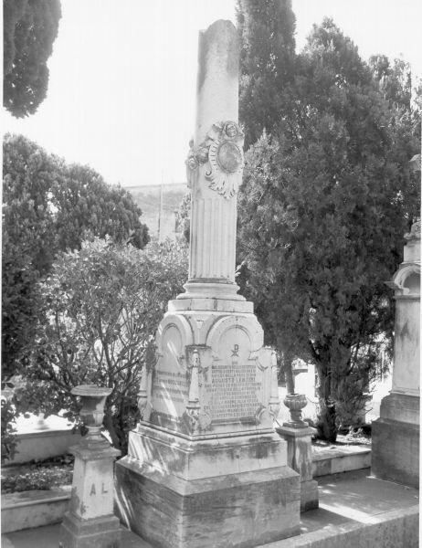 monumento funebre - ambito toscano (fine sec. XIX)