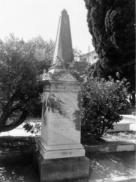 monumento funebre - ambito toscano (ultimo quarto sec. XIX)