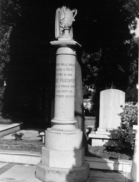 monumento funebre - ambito toscano (seconda metà sec. XIX)