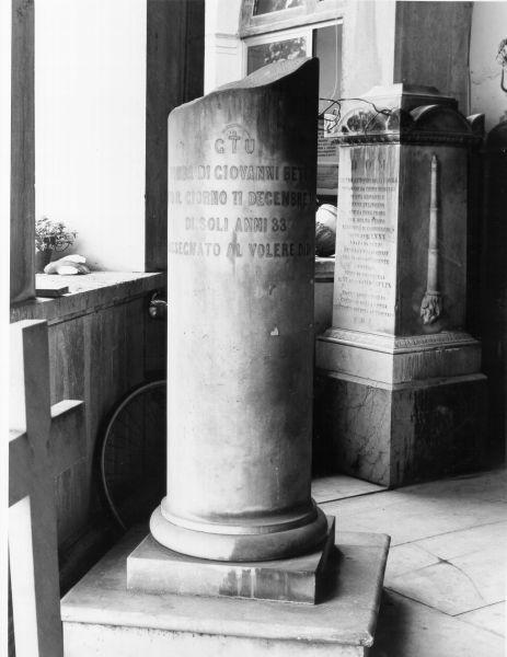 monumento funebre - ambito toscano (terzo quarto sec. XIX)