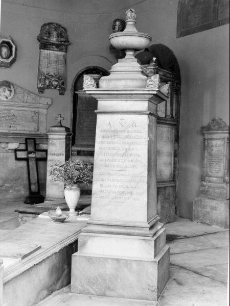 monumento funebre - ambito toscano (terzo quarto sec. XIX)