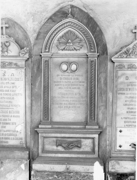 lapide tombale - bottega toscana (seconda metà sec. XIX)