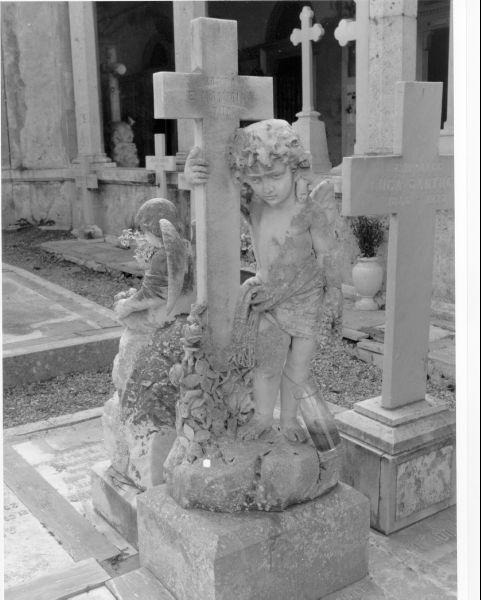 monumento funebre - bottega toscana (primo quarto sec. XX)