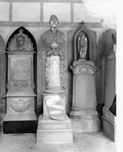 monumento funebre - bottega toscana (terzo quarto sec. XIX)