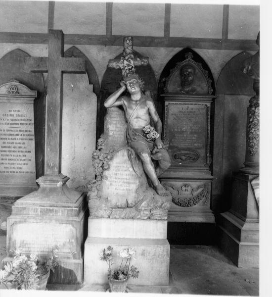 monumento funebre di Celi Ambrogio (ultimo quarto sec. XIX)