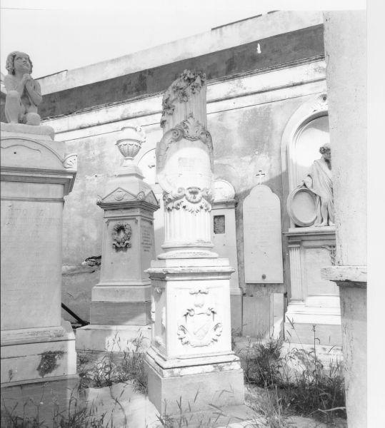 monumento funebre - bottega toscana (terzo quarto sec. XIX)