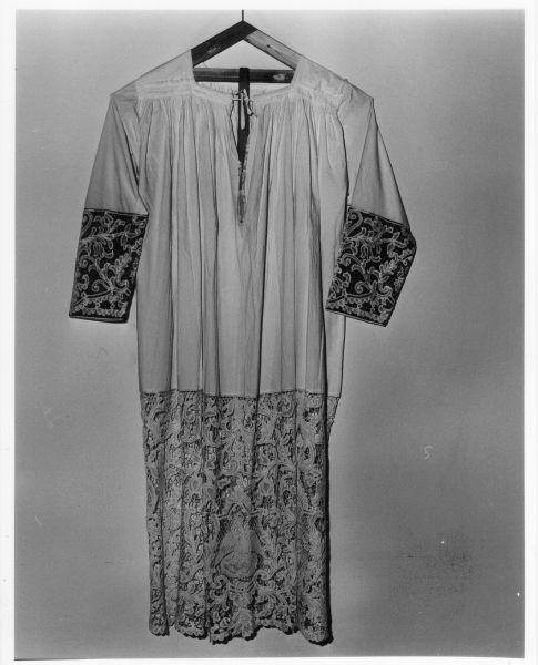 camice, opera isolata - manifattura pisana (seconda metà sec. XVIII)