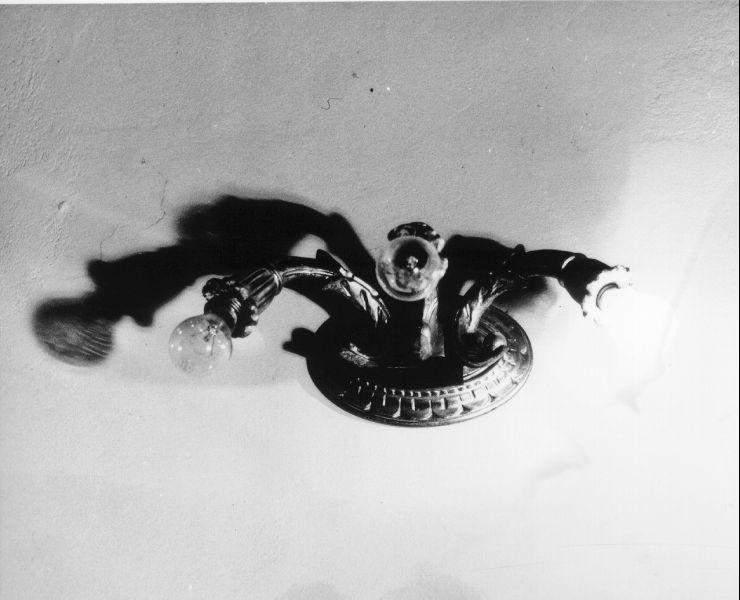 candeliere da parete, serie - ambito toscano (inizio sec. XX)