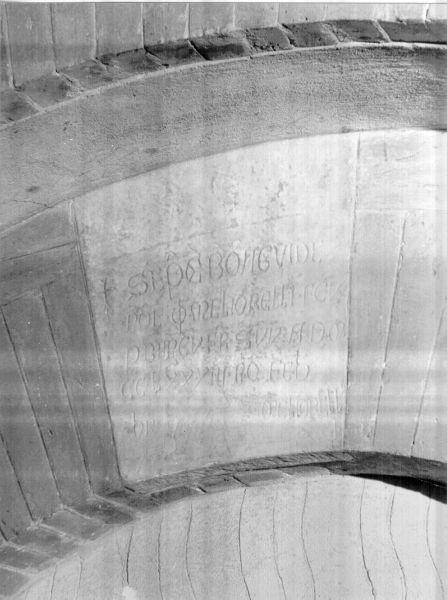 chiave di volta, elemento d'insieme - ambito pisano (sec. XIII)