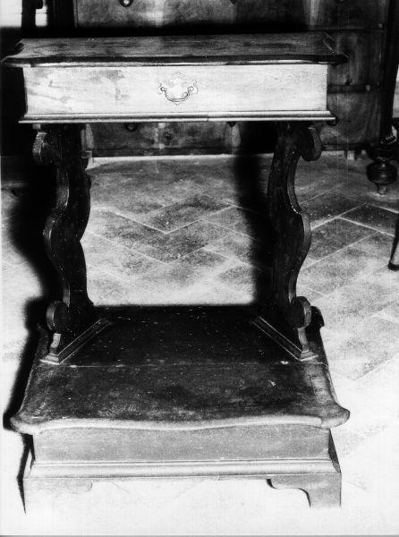 inginocchiatoio, opera isolata - bottega italiana (seconda metà sec. XIX)