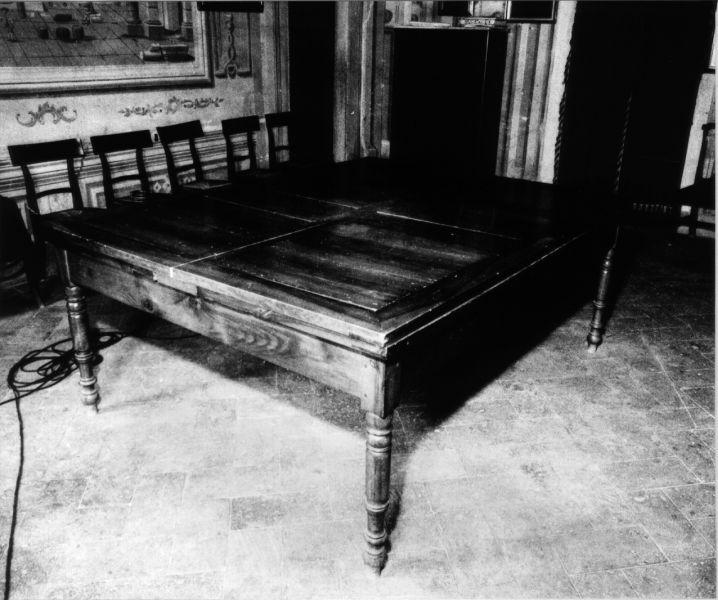 tavolo, opera isolata - manifattura italiana (seconda metà sec. XIX)