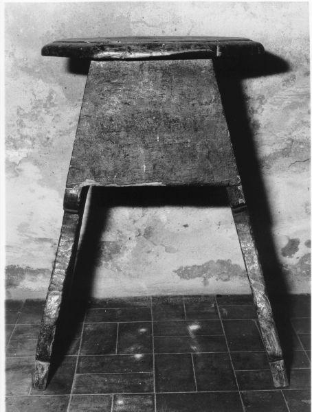 sgabello, opera isolata - ambito pisano (metà sec. XVIII)
