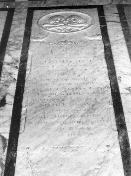 lapide tombale, opera isolata - manifattura toscana (sec. XIX)