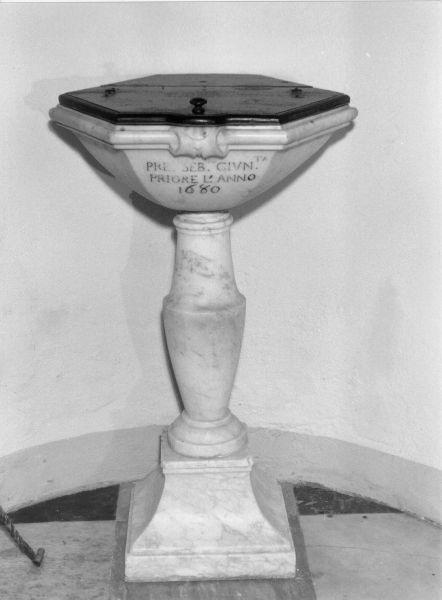 fonte battesimale - a fusto - bottega toscana (sec. XVII)