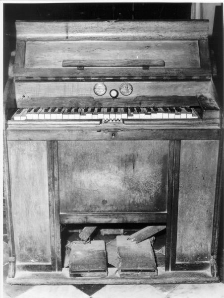 harmonium, opera isolata - manifattura italiana (sec. XX)