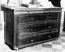 cassettone - bottega italiana (sec. XIX)