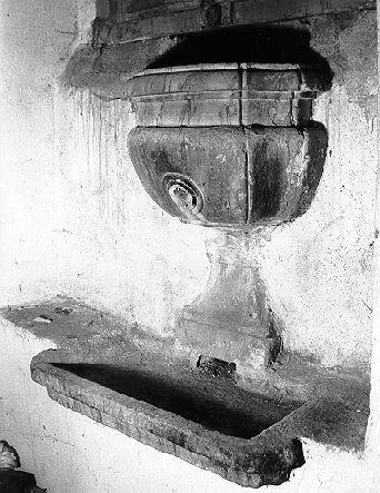 lavabo da sacrestia - bottega italiana (sec. XVII)