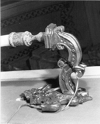 candeliere da parete, serie - bottega italiana (sec. XVII)