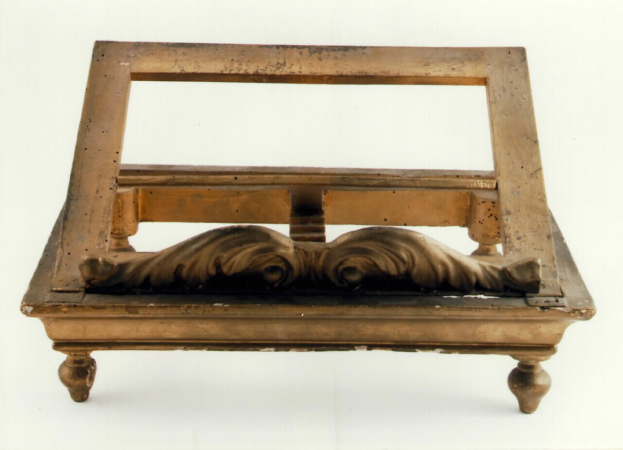 leggio d'altare - produzione siciliana (primo quarto sec. XX)