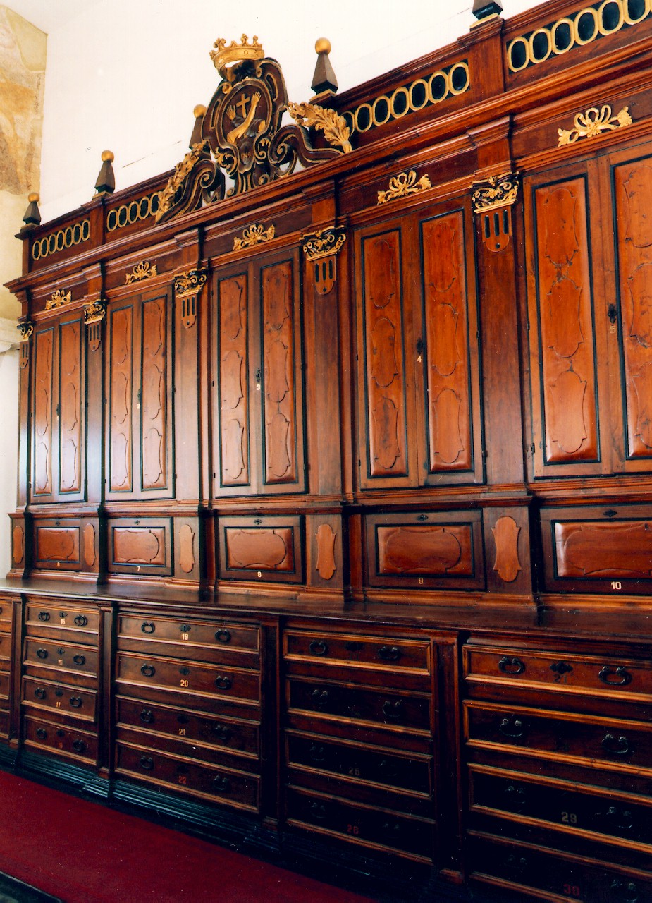 ARMADIO DA SACRESTIA - produzione siciliana (sec. XVIII)