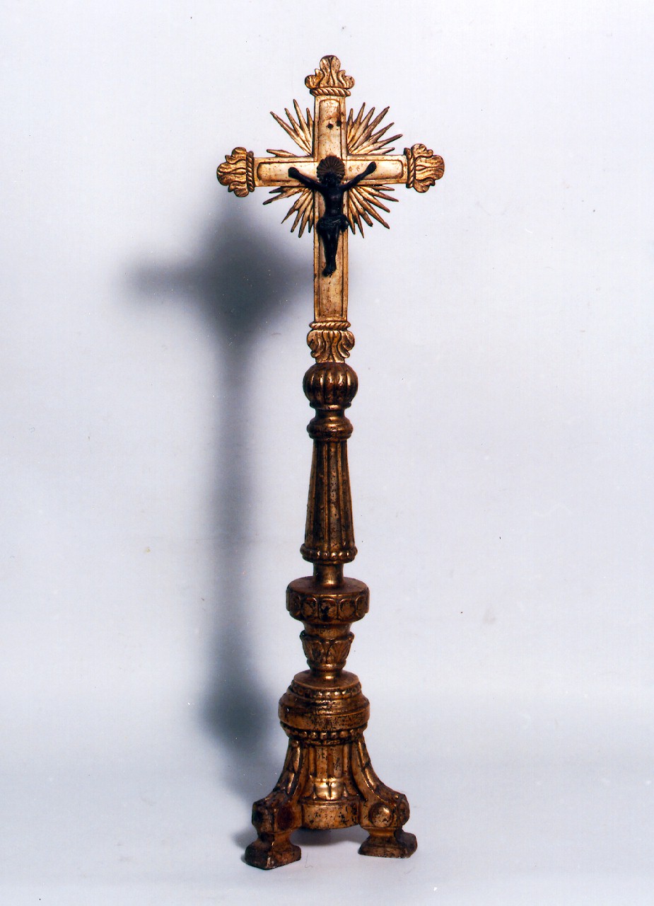croce d'altare - produzione siciliana (Prima metà sec. XIX)