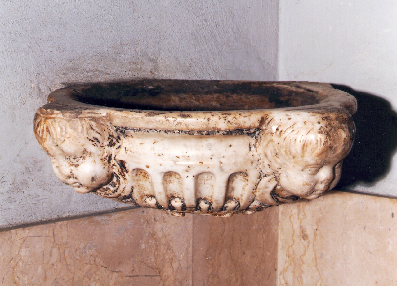 acquasantiera da parete - ambito siciliano (Prima metà sec. XVIII)