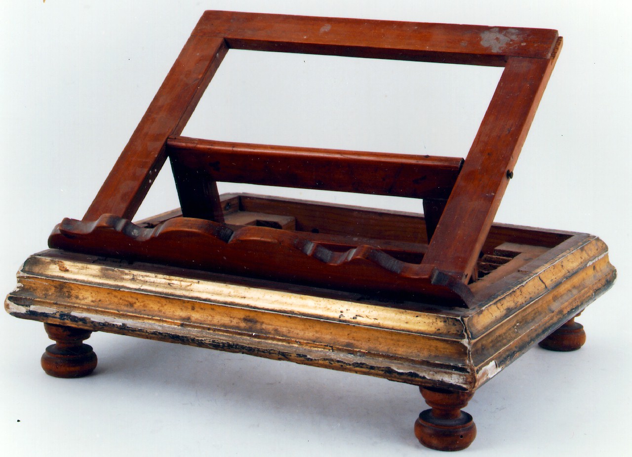 leggio d'altare - produzione siciliana (Seconda metà sec. XIX)