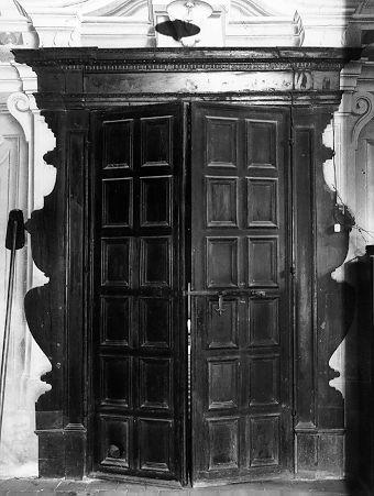 porta - a due battenti - bottega toscana (fine/inizio secc. XVII/ XVIII)