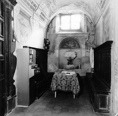 lavabo da sacrestia - bottega carrarese (prima metà sec. XVIII)