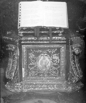 leggio a struttura fissa - bottega pontremolese (fine/inizio secc. XVII/ XVIII)