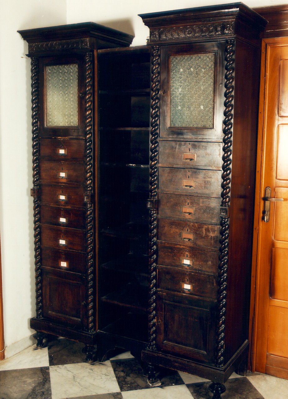 armadio-archivio, serie - produzione siciliana (fine sec. XIX)