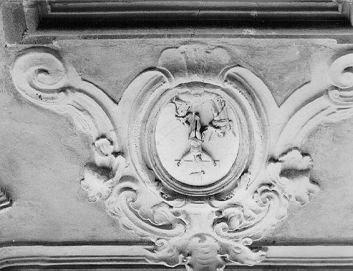 Cristo crocifisso con la Madonna e Sant'Andrea (rilievo) - bottega apuana (sec. XVIII)