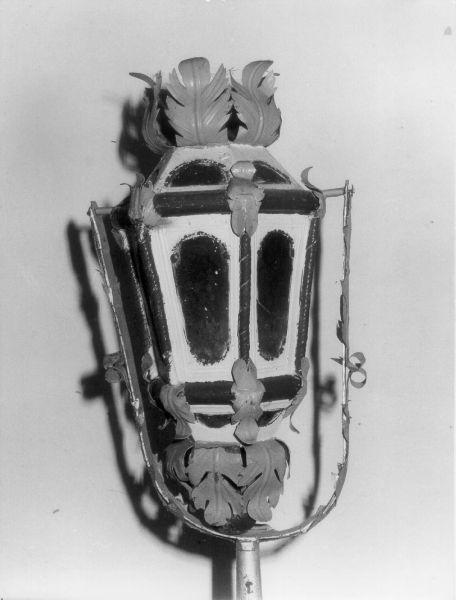 lanterna processionale, serie - bottega italiana (sec. XIX)